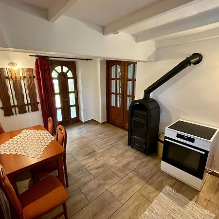 Alfoeldi Vendeghaz - Devavanya Exterior foto